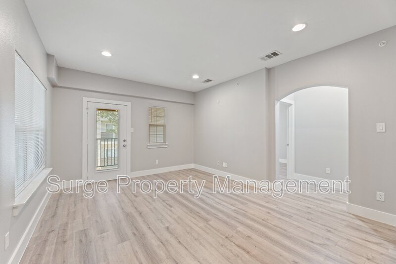 Euless Condo: 13609 Pinnacle Circle