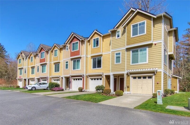 Tacoma Townhome: 5213 147th St Ct E