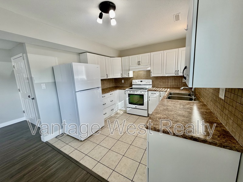 West Kelowna Condo: 3426-B Logan Road