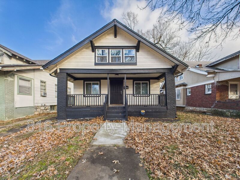 Kansas City House: 5341 Brooklyn Ave