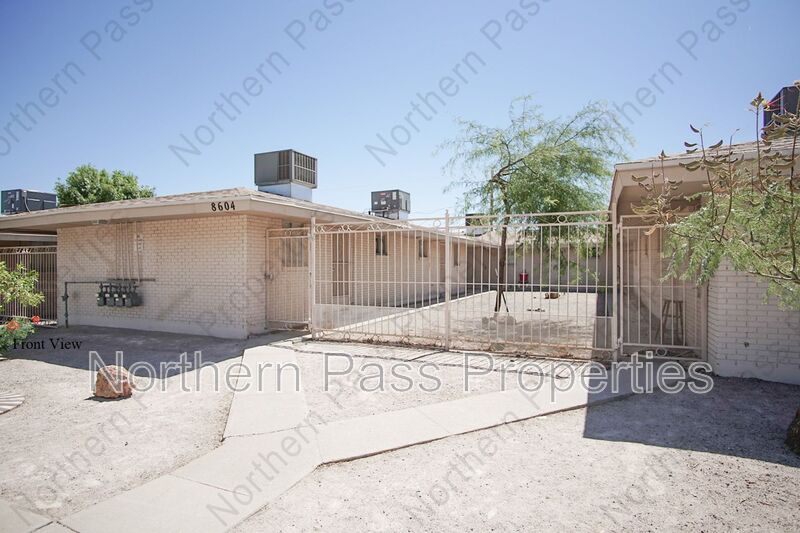 El Paso Condo: 8604 Lawson
