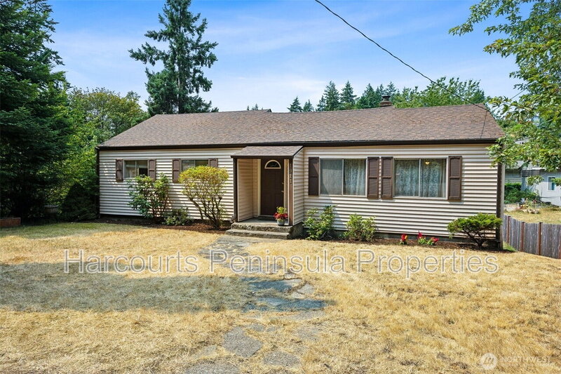 Bremerton House: 1911 Jacobsen Boulevard