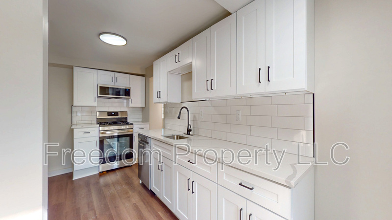 East Hartford Condo: 353 Main Street