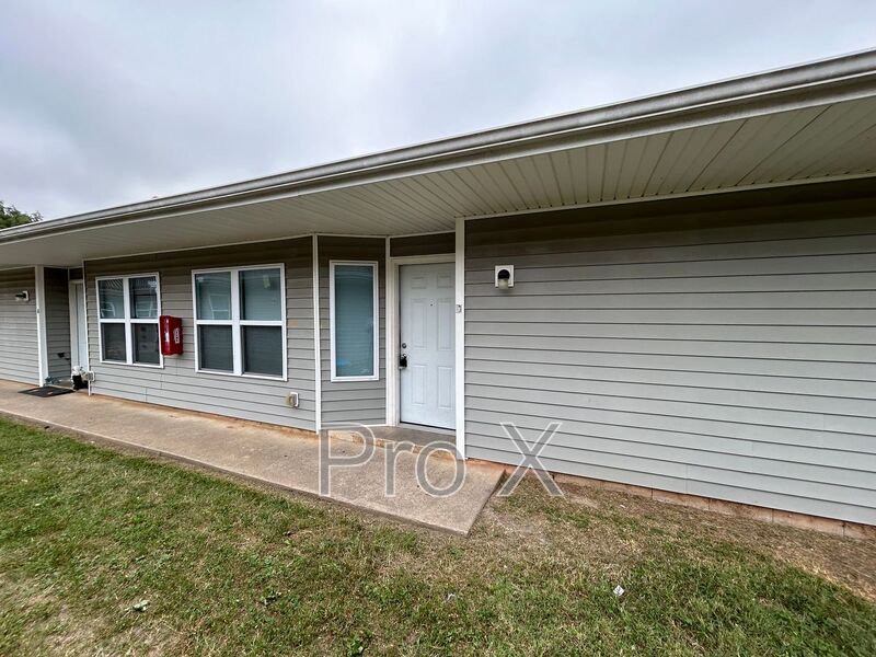 Springdale Condo: 407 Park St.