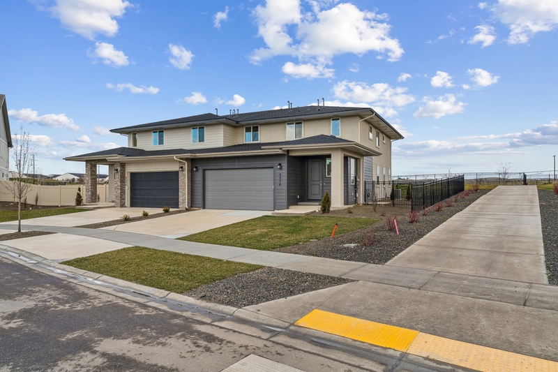 Eagle Townhome: 8276 West Grey Alder Drive