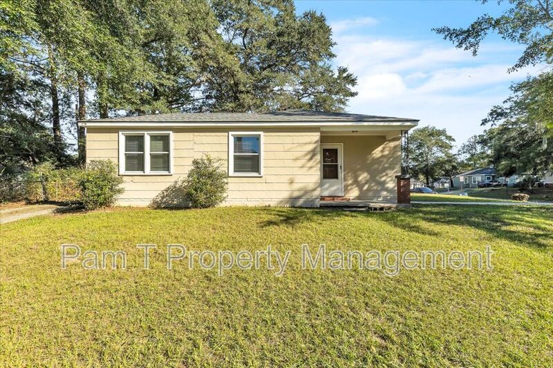 Savannah House: 1702 E.35TH St.