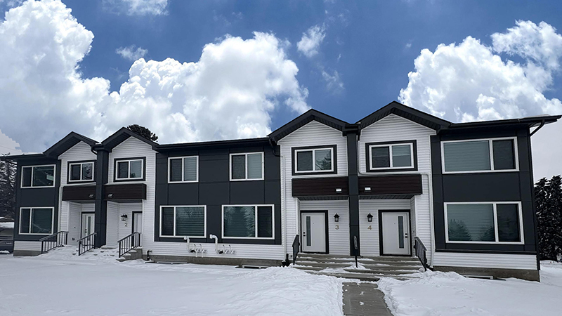 Edmonton House: 10698 61 Street