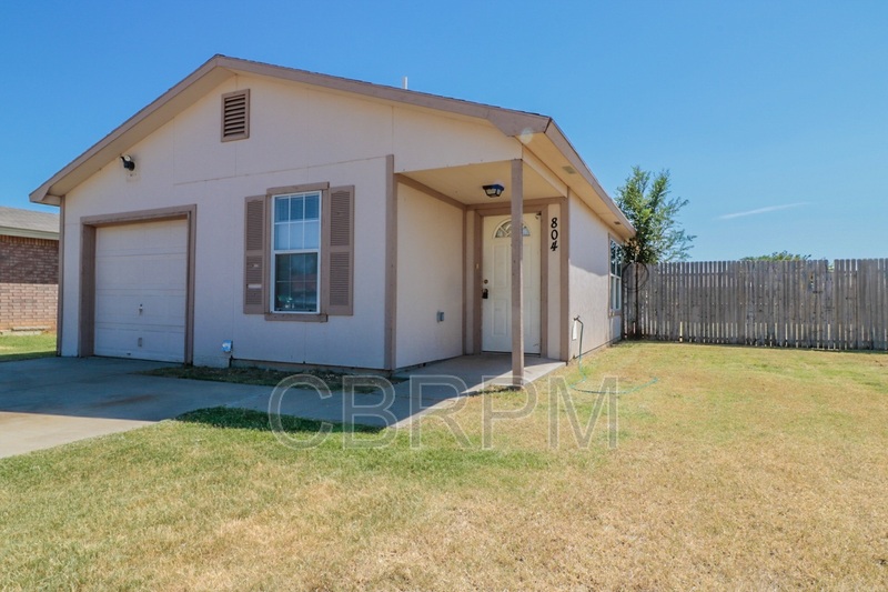 Lubbock House: 804 E. 77th