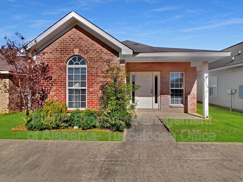 Tuscaloosa House: 9750 Moonlight Drive