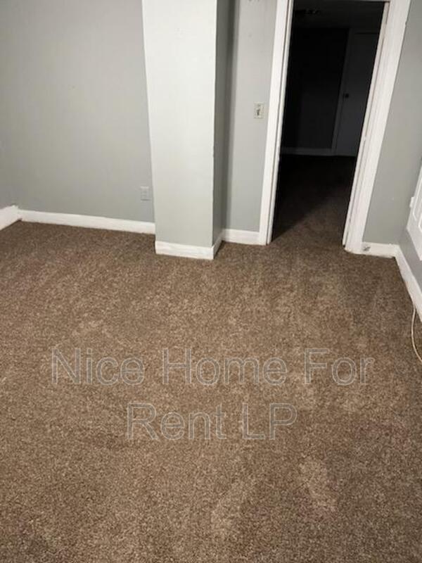 Mt. Holly Condo: 27 Pine St #4