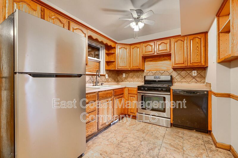 Baltimore Condo: 26 King Richard Court