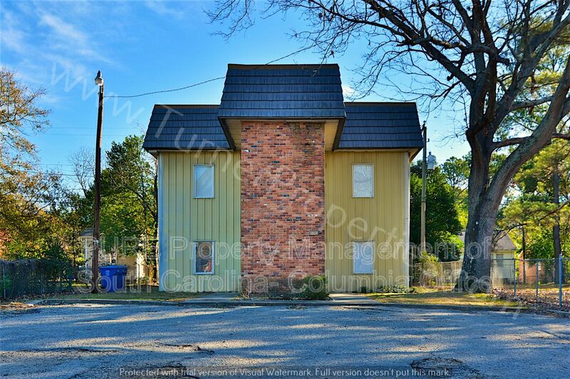Columbia House: 1304 Suber Street