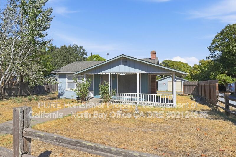 Santa Rosa House: 1230 Clover Dr