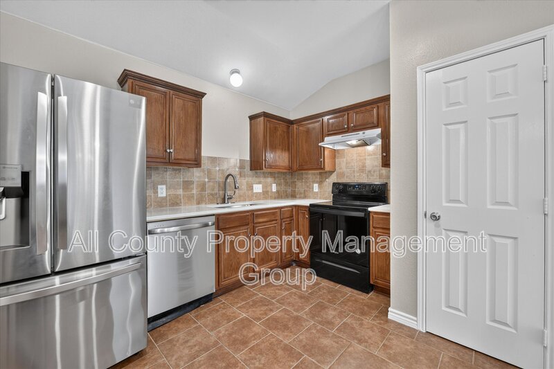 Main Rental Photo 9