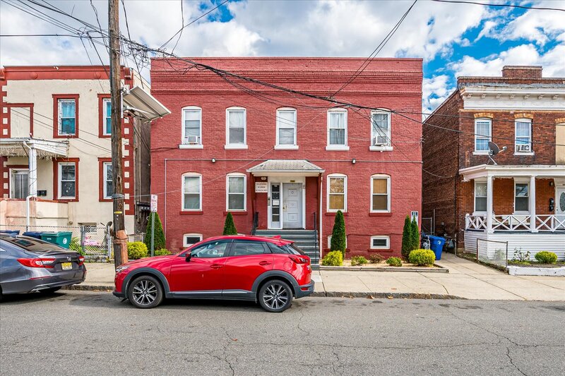 Perth Amboy Condo: 200 Grant Street - 8