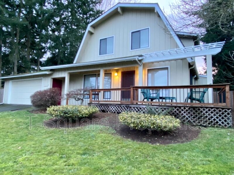 Redmond House: 5115 159th Ave NE