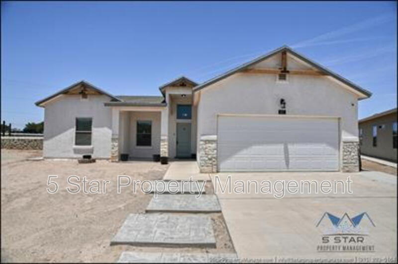 Socorro House: 617 Charles Heinrich Street