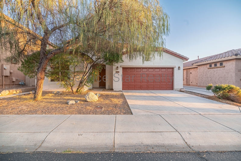 Peoria House: 7383 W Milton Dr