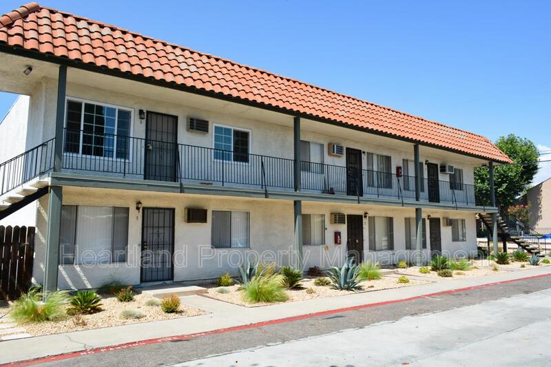 El Cajon Condo: 122 S. Anza St.