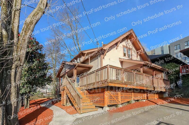 Portland House: 3232 N Michigan Ave