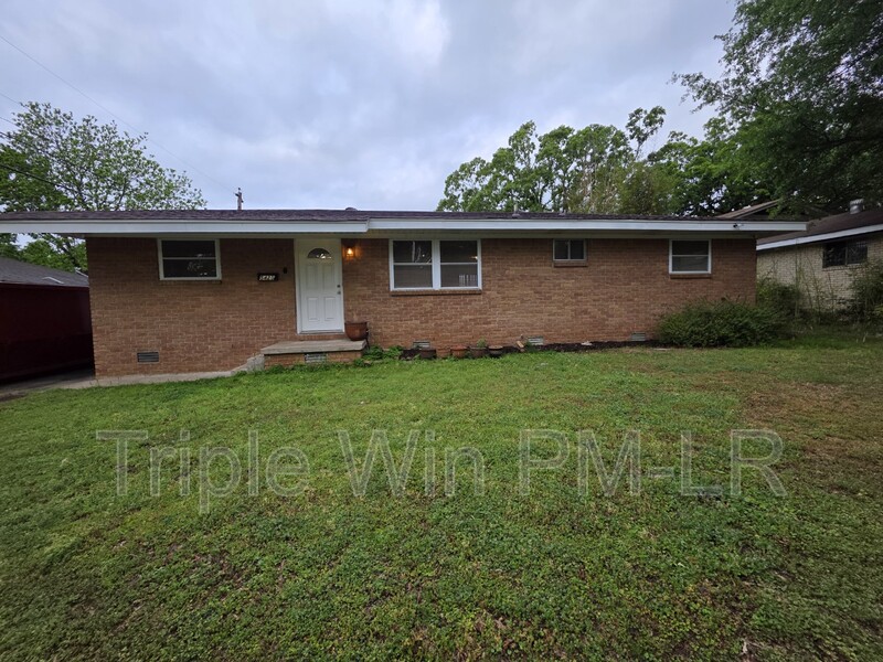 North Little Rock House: 5425 Chauvin Drive