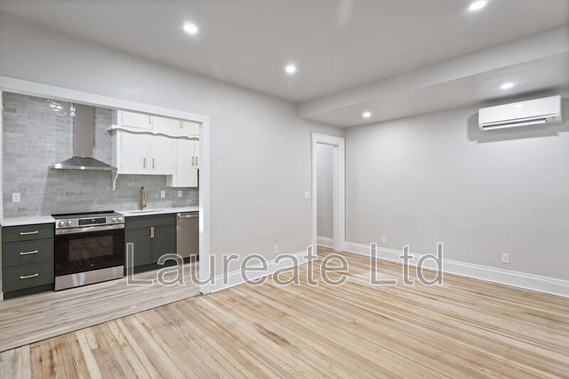 Denver Condo: 1058 Pearl St