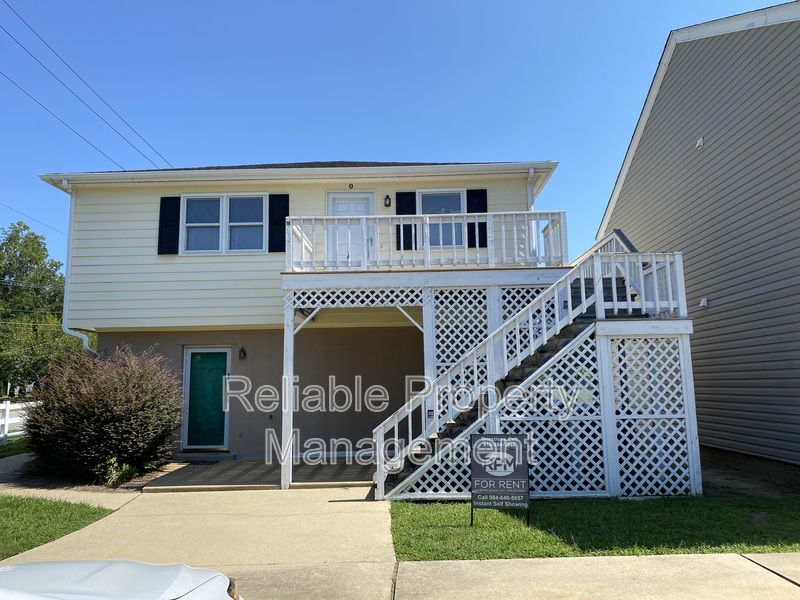 Clayton Condo: 323 S Moore Street