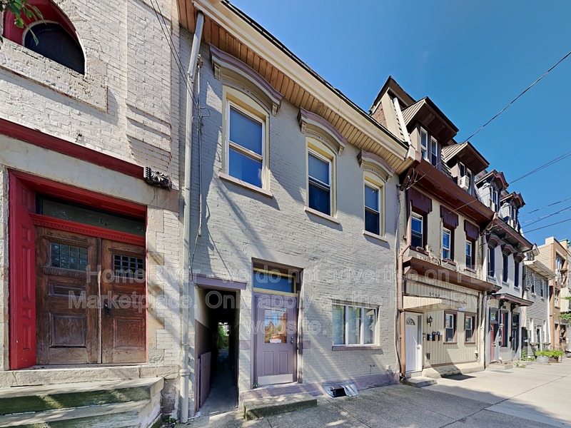 Pittsburgh House: 2510 Sarah St