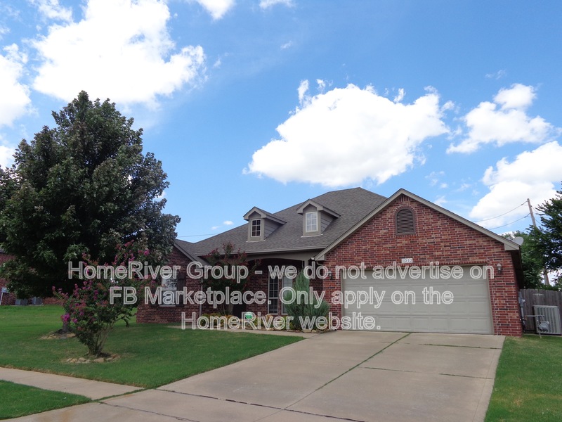 Broken Arrow House: 1012 W Fargo Ln