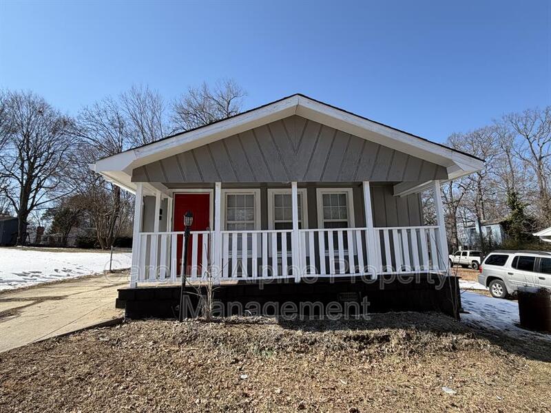 High Point House: 510 Ridgecrest Dr