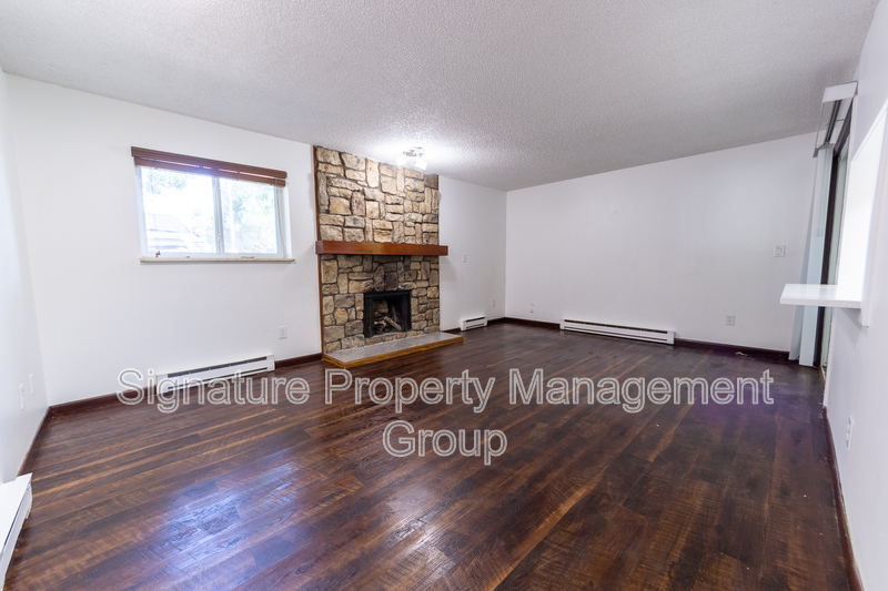 Aurora House: 4070 South Atchison Way