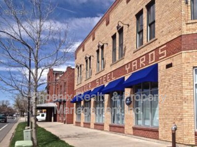 Boulder Condo: 3200 Carbon Pl.