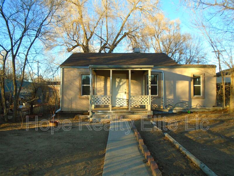 Colorado Springs Condo: 2534 East St Vrain - 1