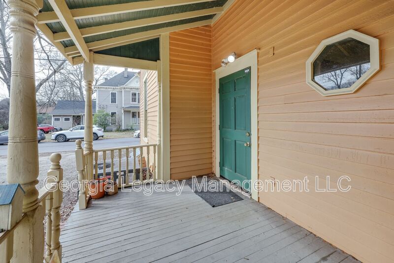 Athens House: 295 Oglethorpe Ave