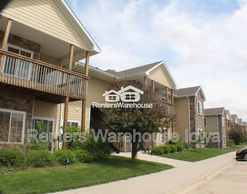 Des Moines Condo: 2000 Meadow Ct