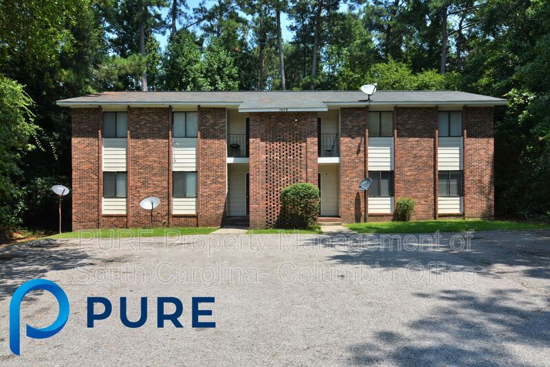 Columbia House: 1658 Horseshoe Drive