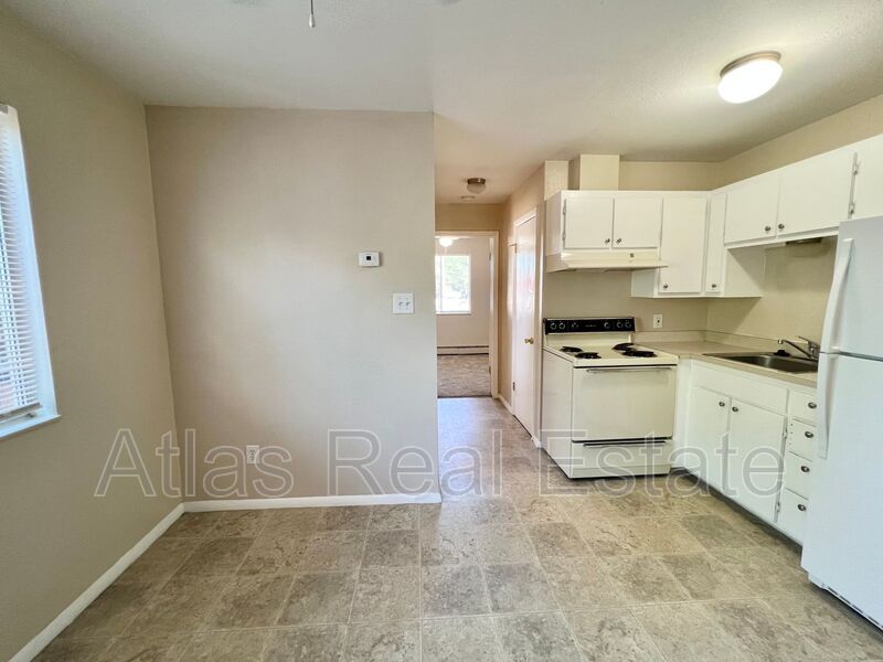 Request a Viewing for 2924 N Arcadia Street, Unit 25 Tenant Turner