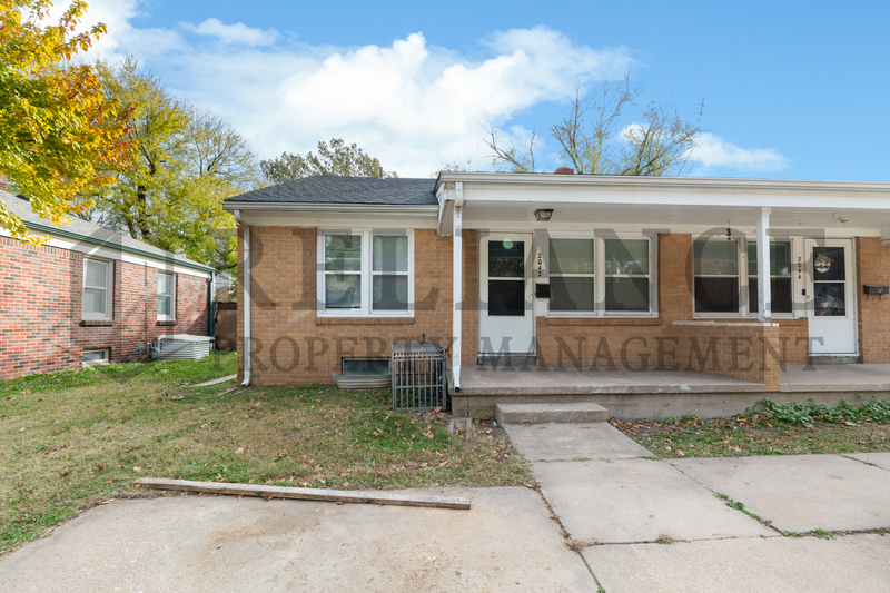 Wichita Condo: 2042 South Pinecrest Street