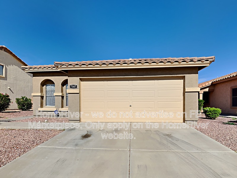 Buckeye House: 7307 S Sunrise Way