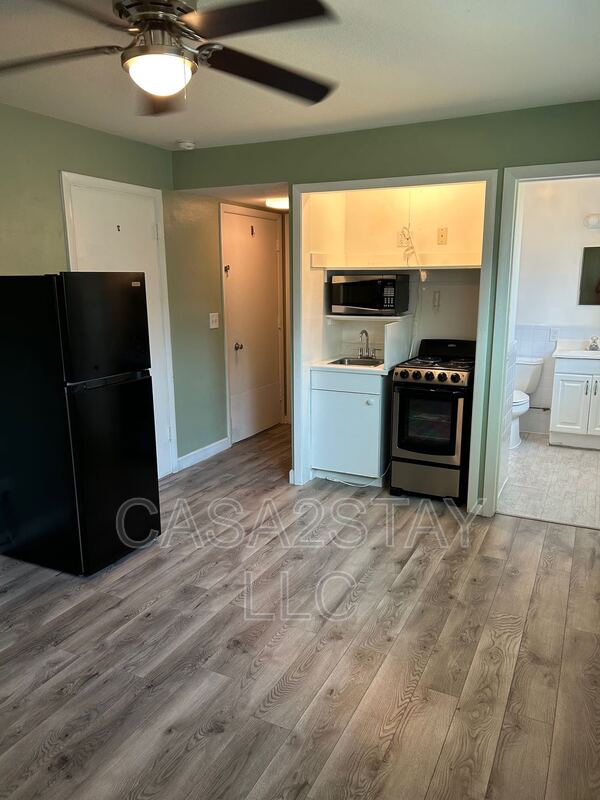 Cape Coral Condo: 4917 Vincennes Street