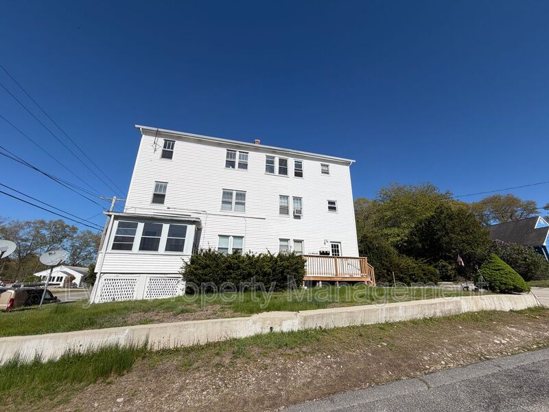 Woonsocket Condo: 238 Newland Avenue