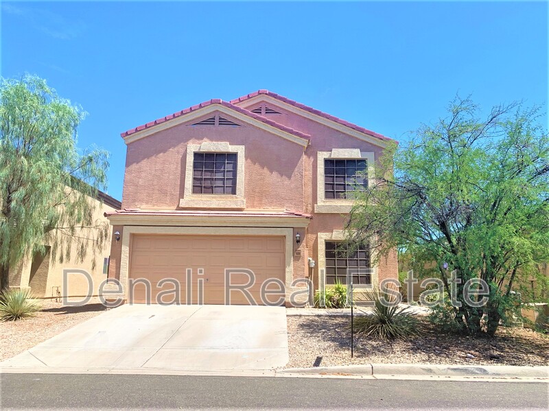 Florence House: 6698 E Summerset Rd