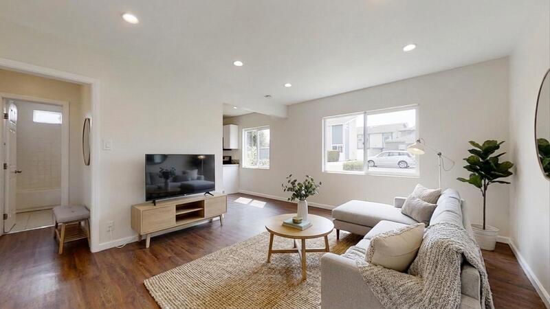 Redondo Beach Condo: 2619 Gates Avenue - F