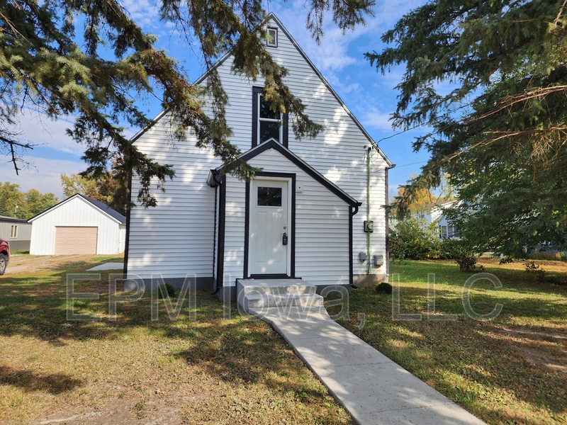 Independence House: 708 3rd Street NW