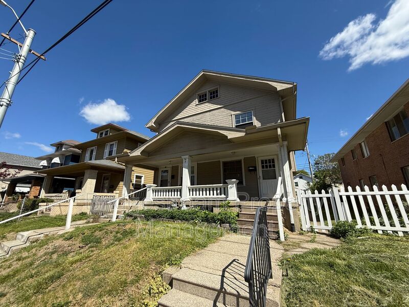 Dayton House: 1411 Wyoming