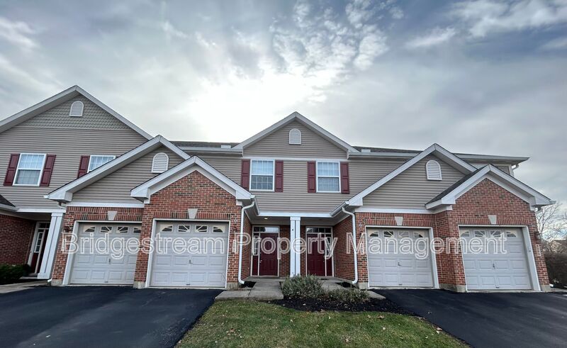 Beavercreek House: 4391 Straight Arrow Road