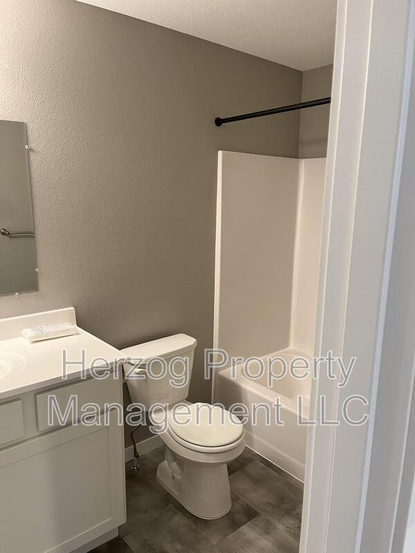 Request a Viewing for 601 17th Avenue Southwest, Apt. 310 Tenant Turner