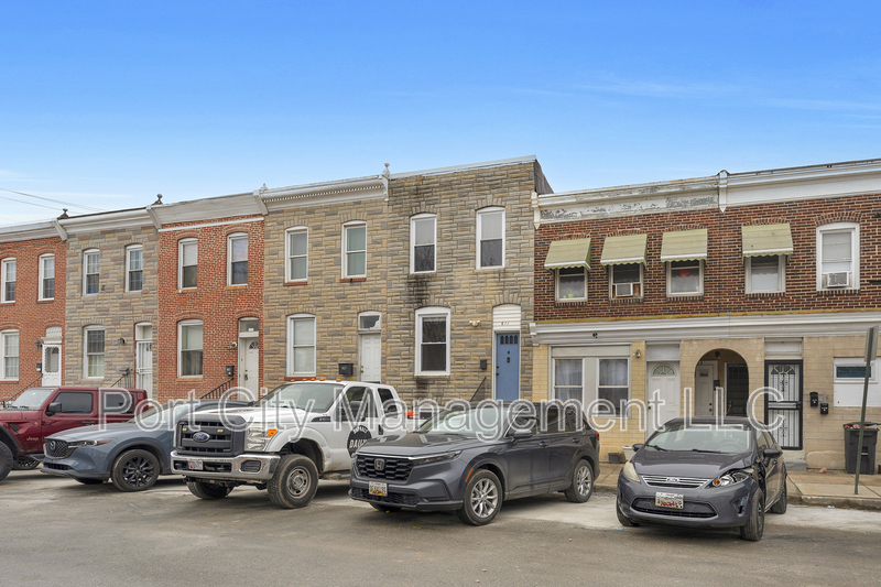 Baltimore Townhome: 611 Oldham Street - 1