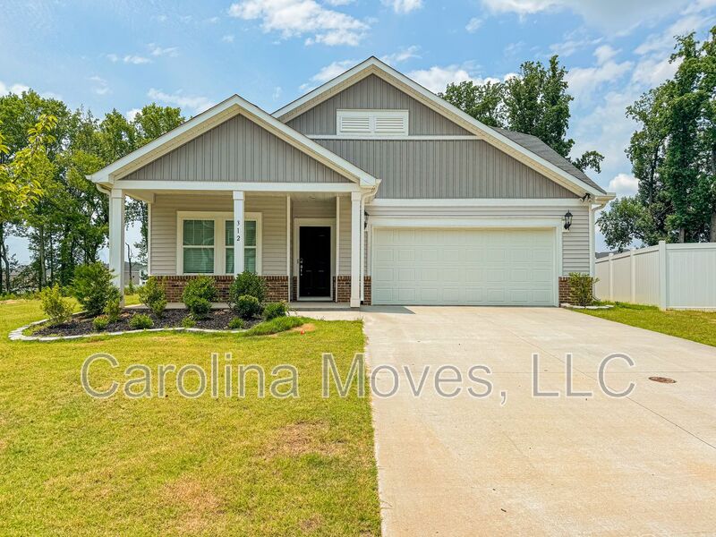 Simpsonville House: 312 Obsidian Ct.
