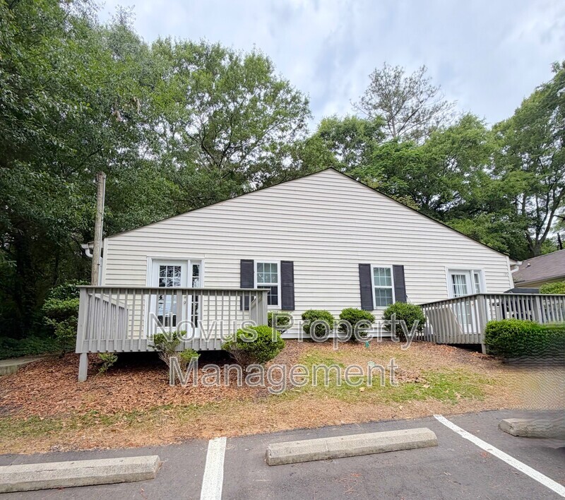 Carrollton Condo: 155 Bowen Street